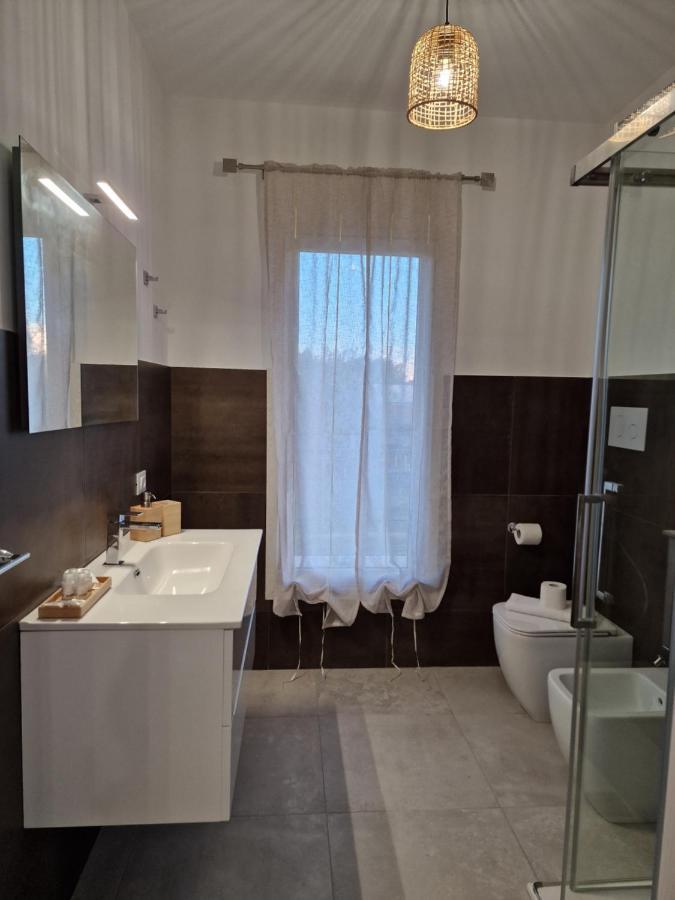 Villa Eden, Bed And Breakfast Чинизи Экстерьер фото