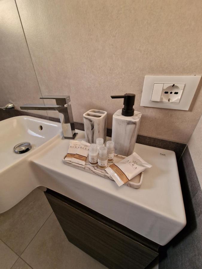Villa Eden, Bed And Breakfast Чинизи Экстерьер фото