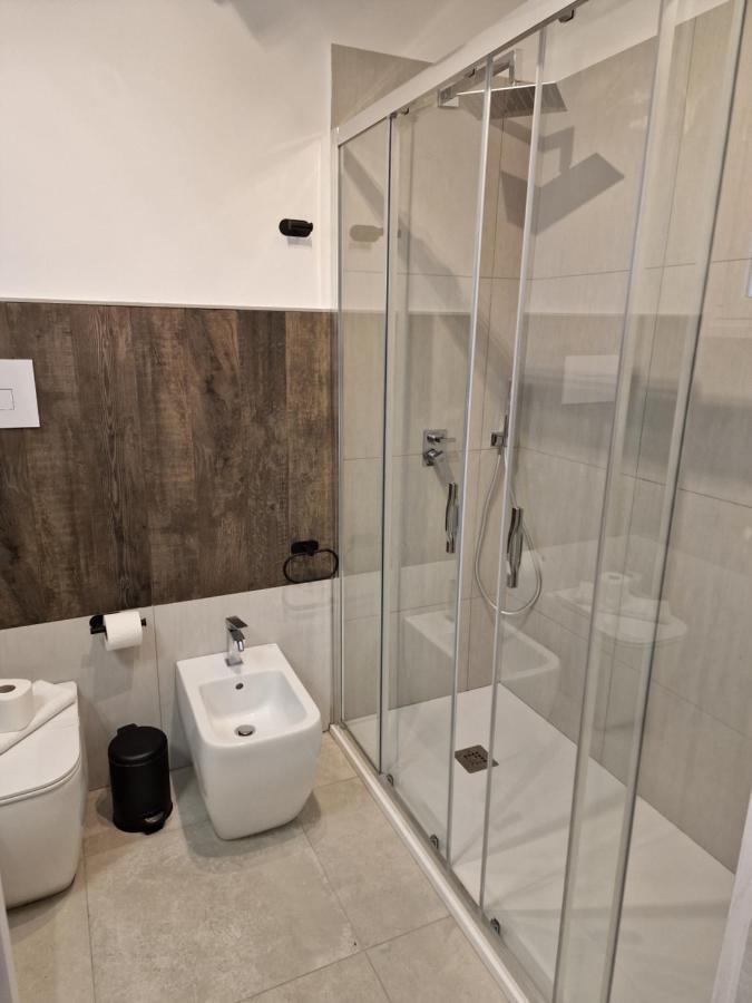 Villa Eden, Bed And Breakfast Чинизи Экстерьер фото