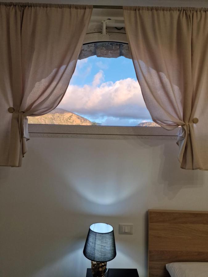Villa Eden, Bed And Breakfast Чинизи Экстерьер фото