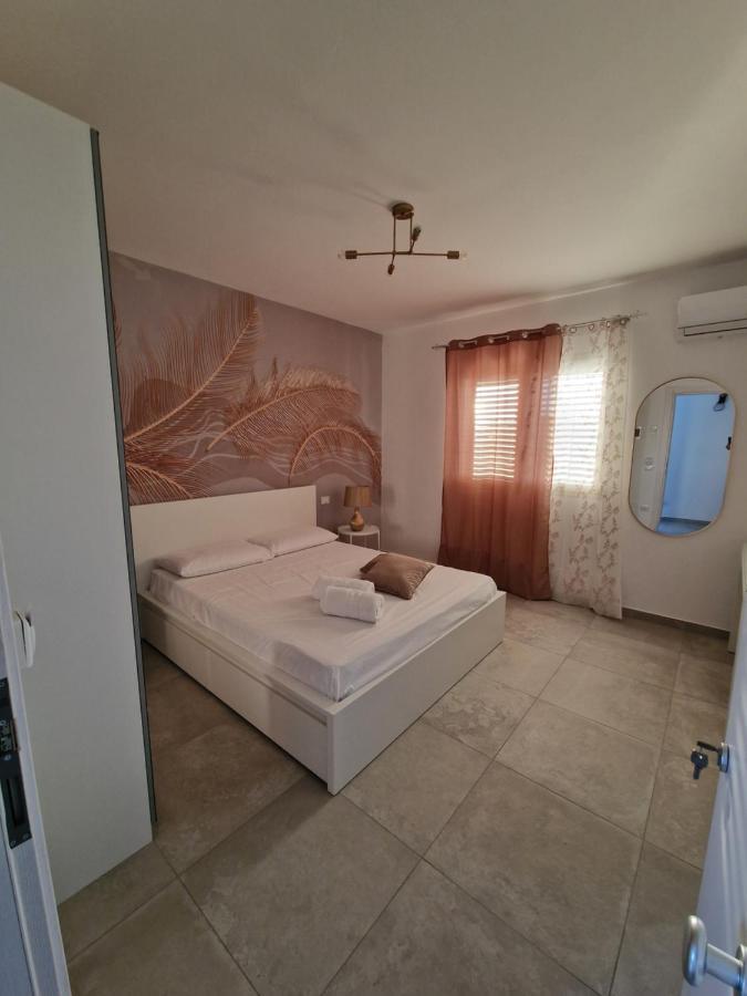 Villa Eden, Bed And Breakfast Чинизи Экстерьер фото