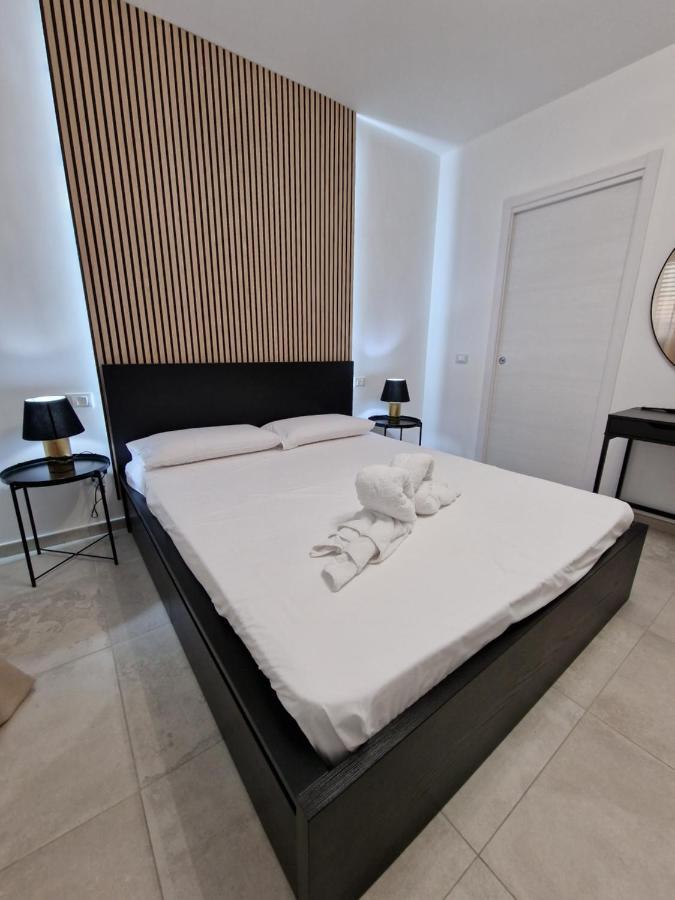 Villa Eden, Bed And Breakfast Чинизи Экстерьер фото