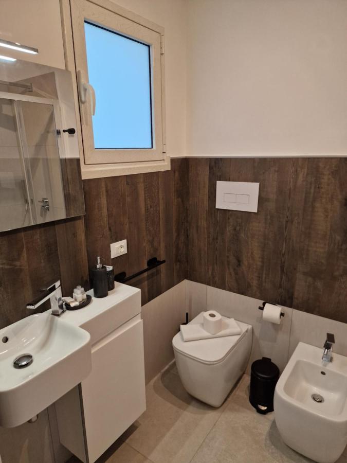 Villa Eden, Bed And Breakfast Чинизи Экстерьер фото
